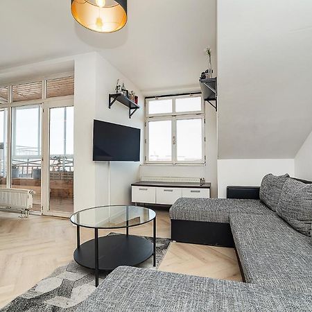 Big 4-Bedroom Flat, Terrace With Great Vitkov View Praag Buitenkant foto