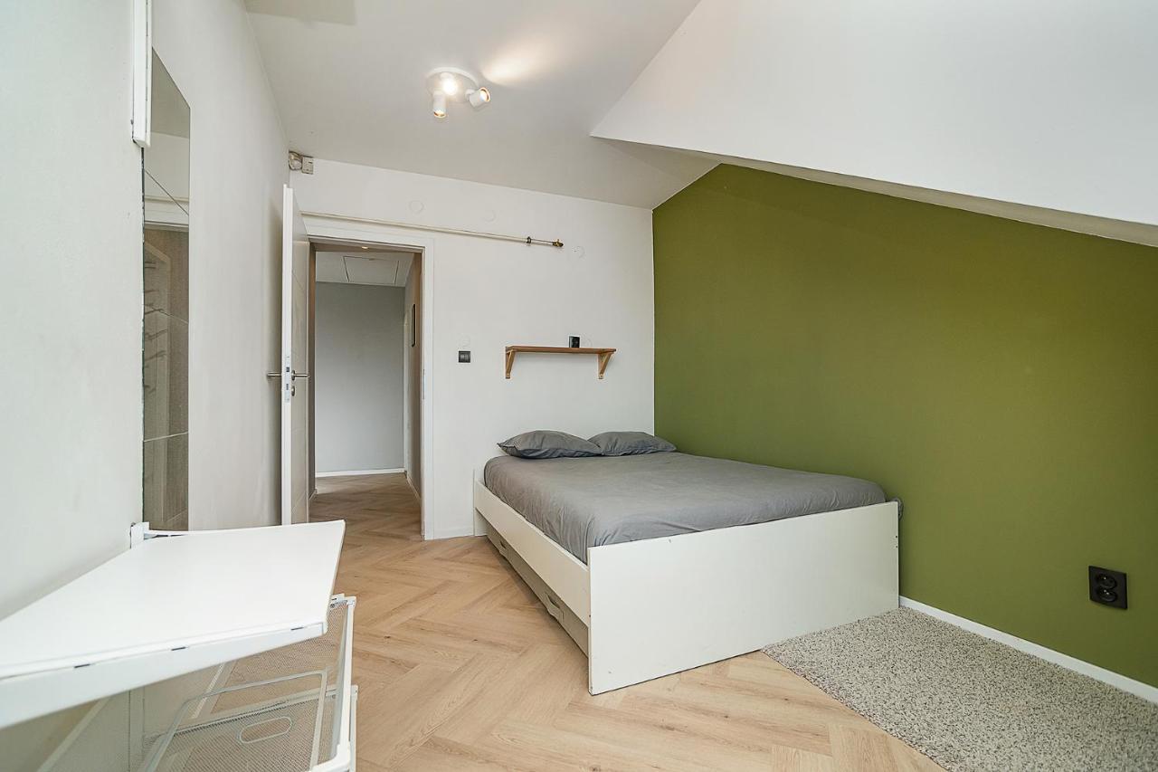 Big 4-Bedroom Flat, Terrace With Great Vitkov View Praag Buitenkant foto